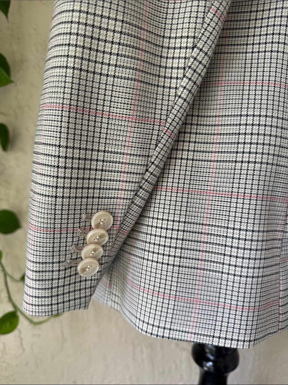 H&M Gray Plaid Blazer with Pink Windowpane Accent - Picture 4 of 8